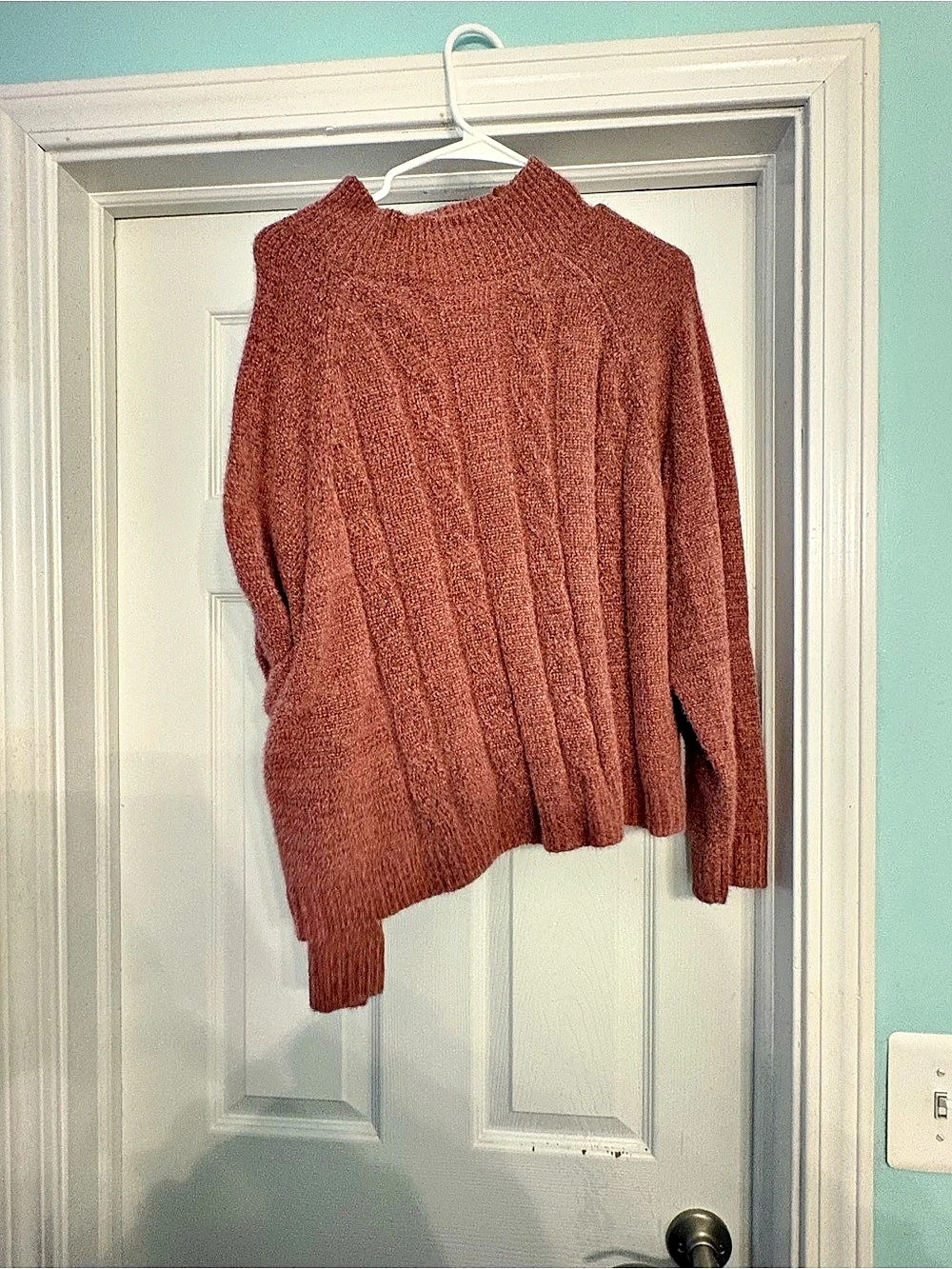 Dry Goods Cable Knit Crewneck Sweater in Brown Like New